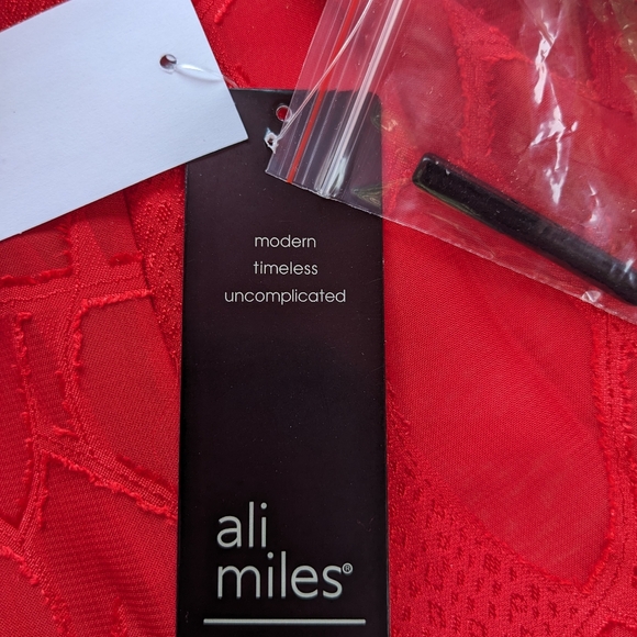 Valentine's Day Ali Miles Petite LG Red blouse Stick Buttons Sheer Shiny NWT - Picture 9 of 10